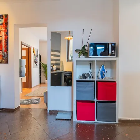 Prime Location - Breathtaking Architectural Views Apartment Bucharest