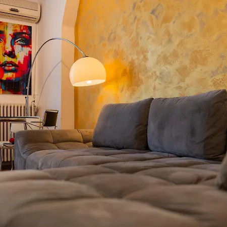 Prime Location - Breathtaking Architectural Views