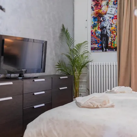 Prime Location - Breathtaking Architectural Views Apartment