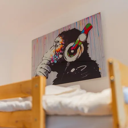 Prime Location - Breathtaking Architectural Views Apartment *