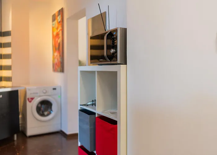 Prime Location - Breathtaking Architectural Views