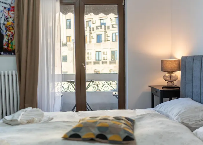 아파트 Prime Location - Breathtaking Architectural Views 부쿠레슈티